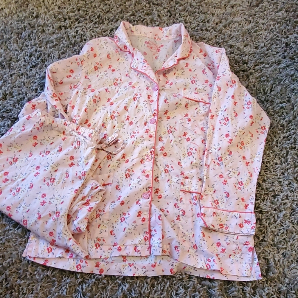 Victoria's Secret Pink Floral Cotton Pajamas M